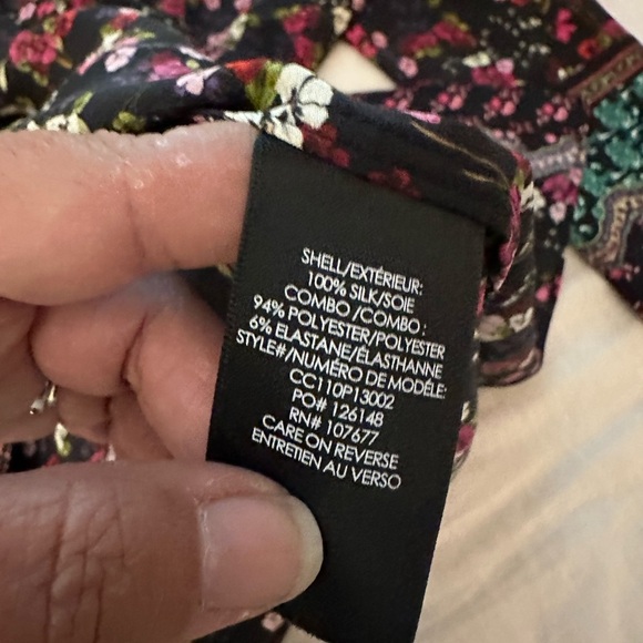 ALICE + OLIVIA 
Willa 70'S Floral-Print Silk Blouse - Multicoloured (T1) - Picture 10 of 11